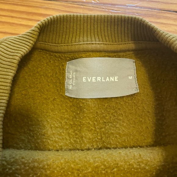 Olive Everlane Sweatshirt - Picture 2 of 5